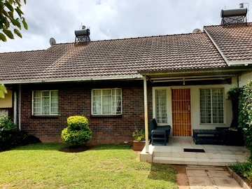 Garden Flat in a Prime Location!