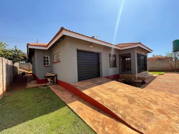 For Sale: Stunning 4-Bedroom House in Cold Comfort
